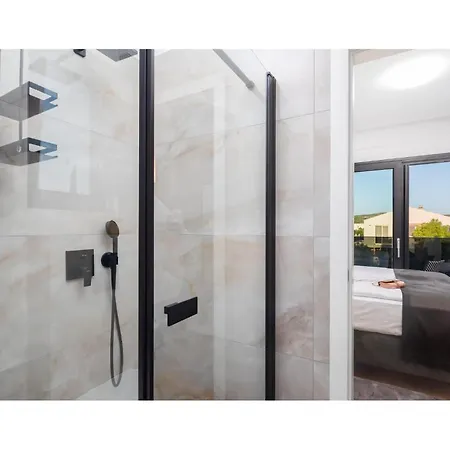 Vikendica Antonio Primosten